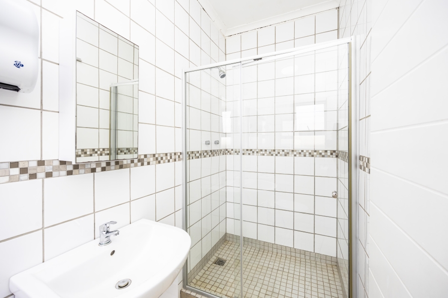 5 Bedroom Property for Sale in Bonnie Doone Eastern Cape